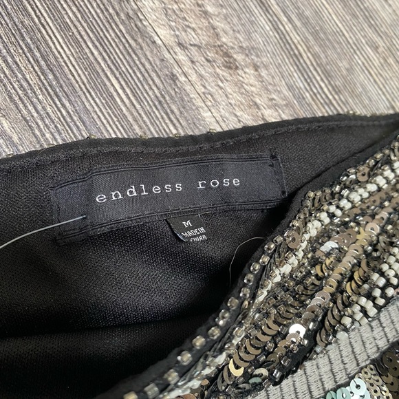 Endless rose mini skirt never worn - Picture 2 of 2